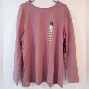 N.W.T. Noble Outfitters Women's Tug-Free Long Sleeve Crew